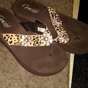 Grazie Sandals Flip Flops